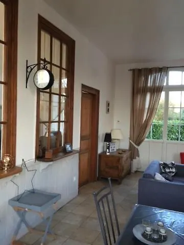 De La Gare De * Clefs